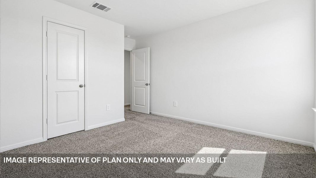 Spacious, unfurnished interior of a new home in Bar W Ranch, Leander (Image 44).