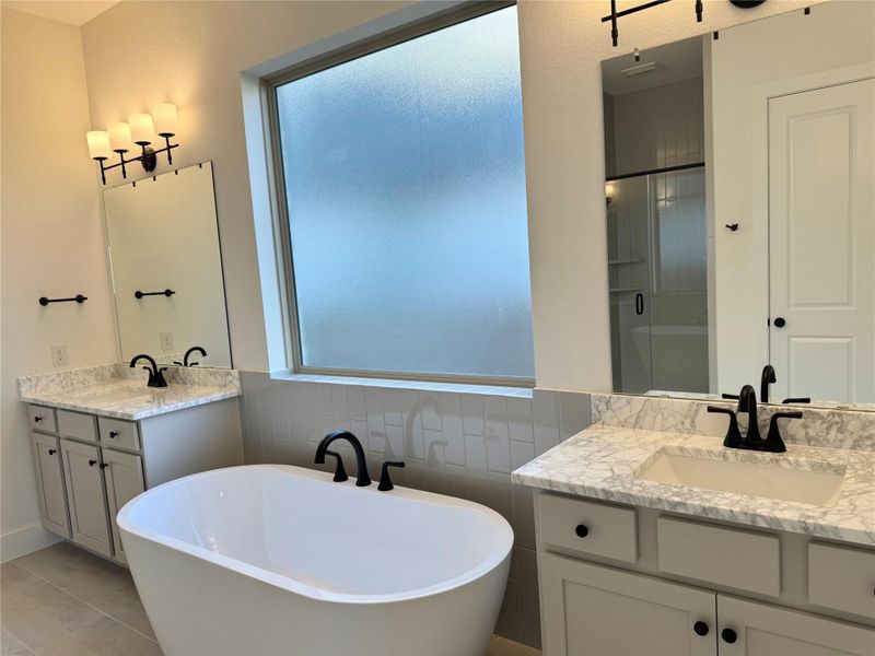 Perfect bathroom for a relaxing bath