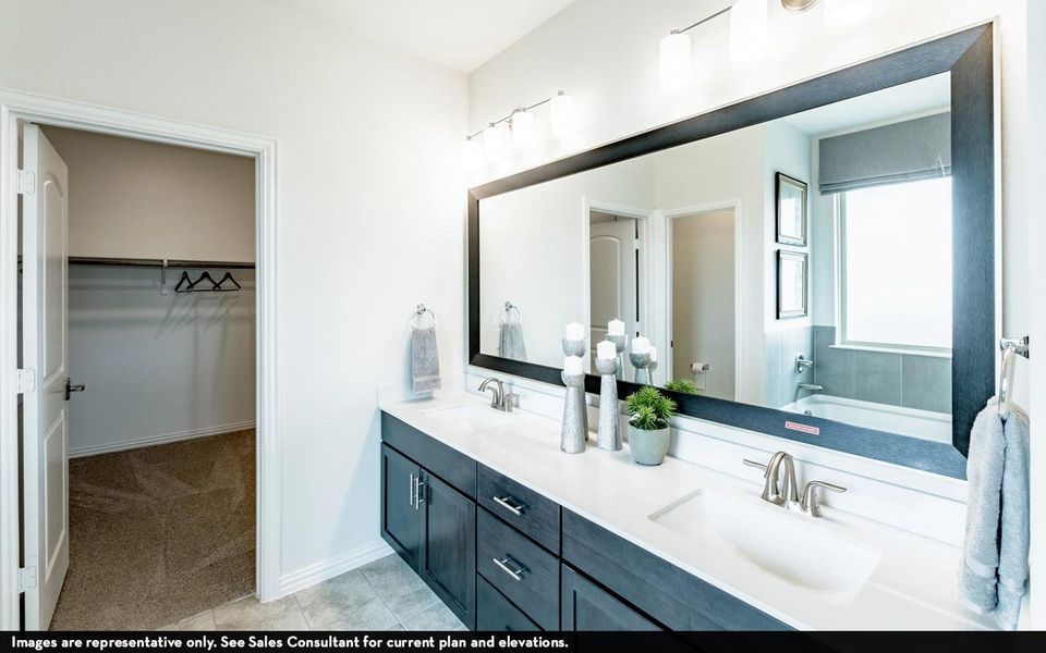 Furnished interior view inside a new home in Lago Mar, Texas City (Image 13).