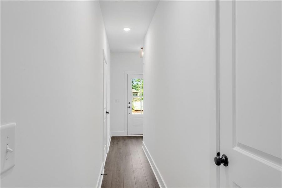 Spacious, unfurnished interior of a new home in , Suwanee (Image 34).