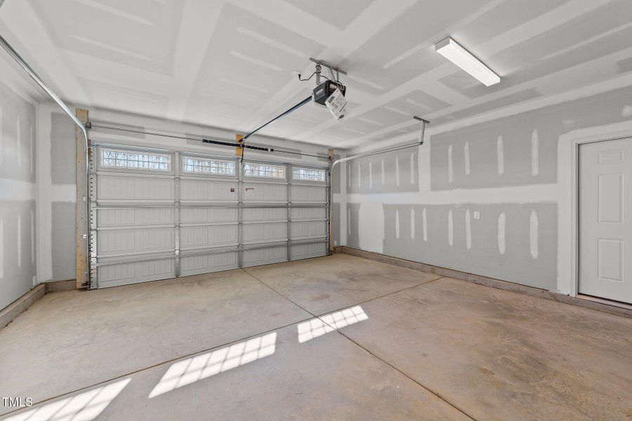 2-Car Garage