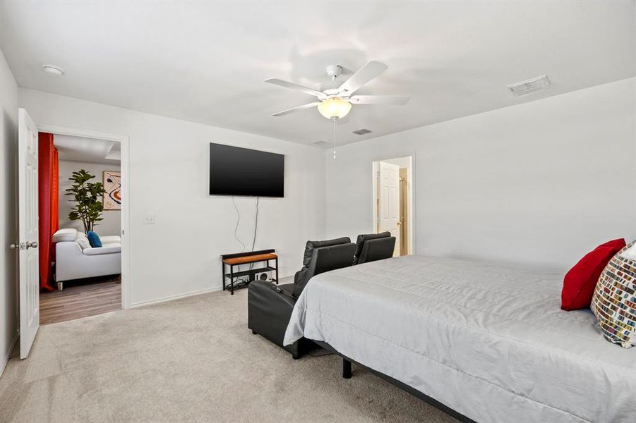 Furnished interior view inside a new home in , Denton (Image 14).