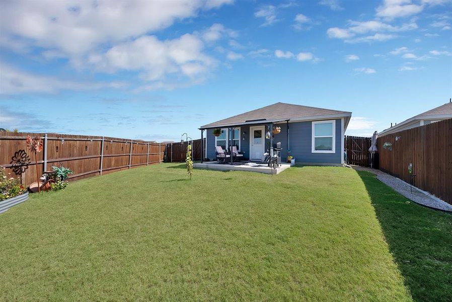 Exterior details and patio area of a home in Bridgewater: Cottage Collection, Princeton (Image 4). Exterior details and patio area of a home in Bridgewater: Cottage Collection, Princeton (Image 4).