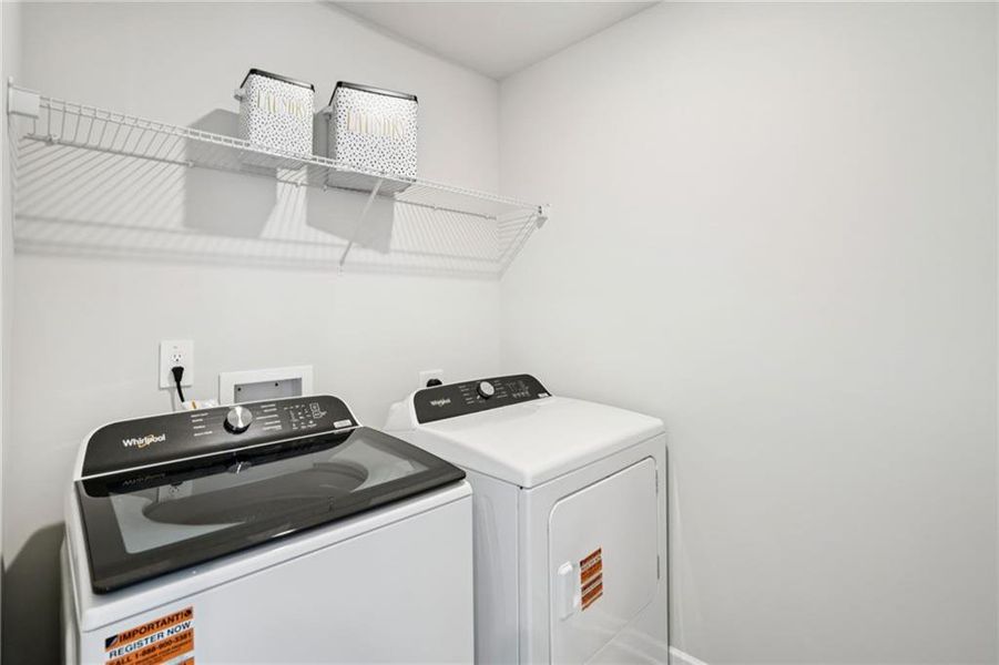 Close-up of interior finishes inside a home in Ivey Township, Dallas (Image 19).