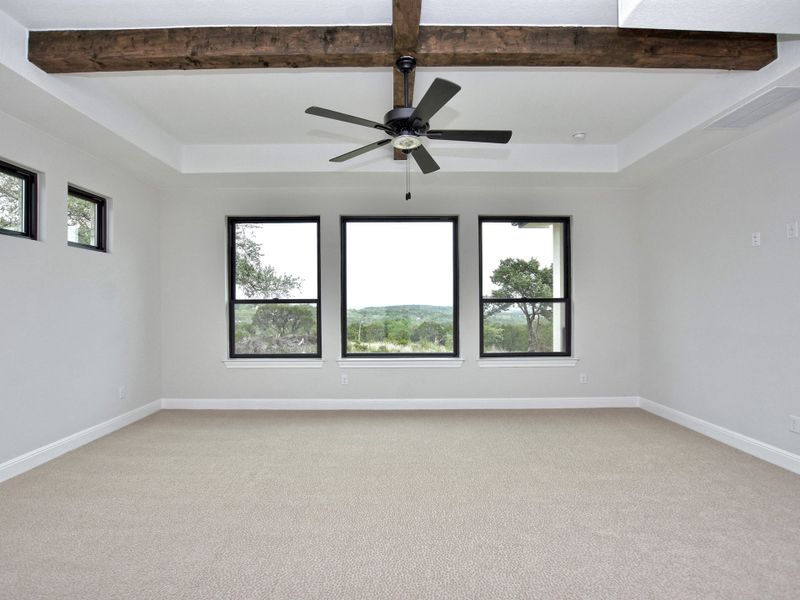 Representative unfurnished interior of a home built from the Santa Barbara II by Giddens Homes in Scofield Farms Estates, Georgetown (Image 150).