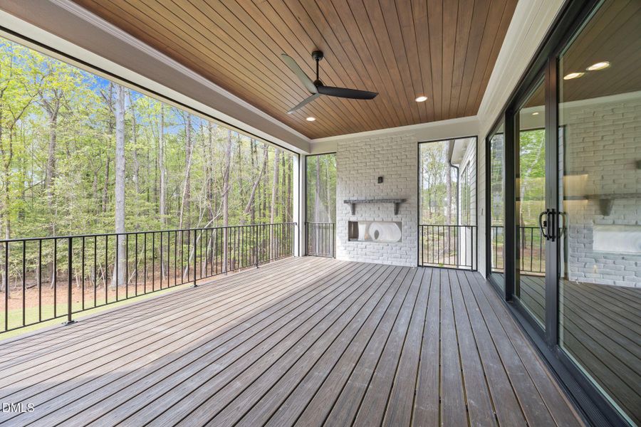 Screened Porch