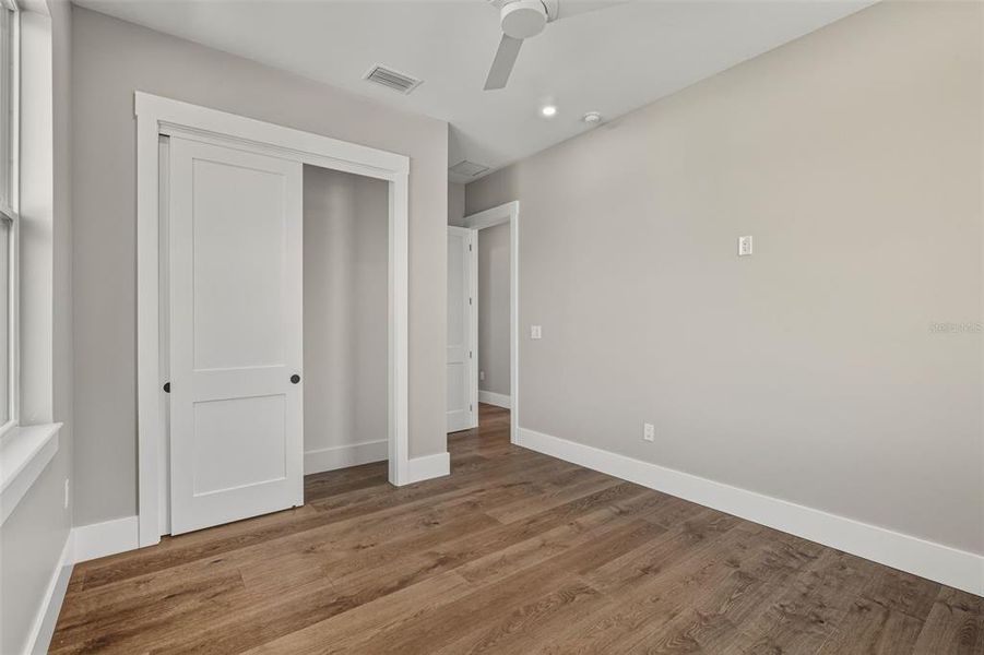 Spacious, unfurnished interior of a new home in , St. Petersburg (Image 57).