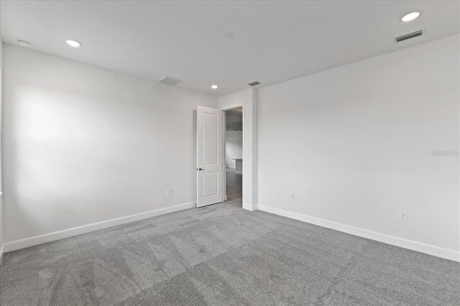 Spacious, unfurnished interior of a new home in , Venice (Image 9). Spacious, unfurnished interior of a new home in , Venice (Image 9).