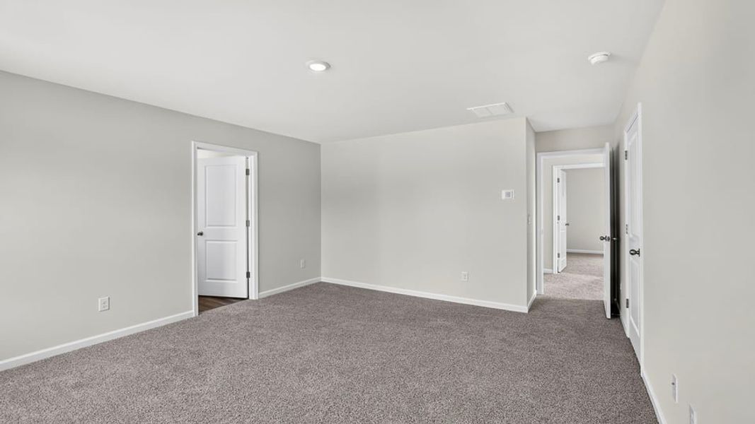 Spacious, unfurnished interior of a new home in Harper Ridge, Roebuck (Image 34).