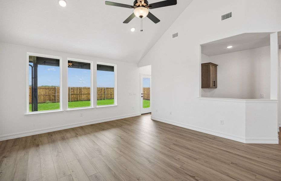 Spacious, unfurnished interior of a new home in Ribbonwood, Aubrey (Image 21). Spacious, unfurnished interior of a new home in Ribbonwood, Aubrey (Image 21).