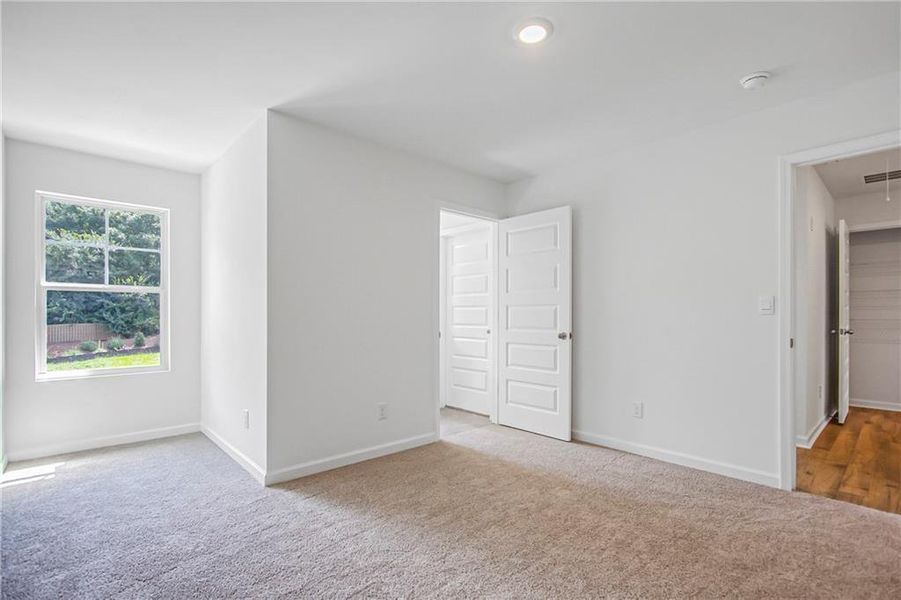 Spacious, unfurnished interior of a new home in Harvest Park, Decatur (Image 19).