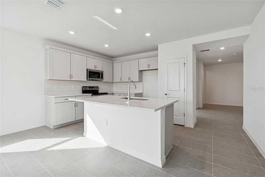 Furnished interior view inside a new home in Southpointe, Palmetto (Image 8).