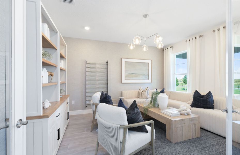 Representative furnished interior of a home built from the Mahogany Grand by Pulte Homes in Lakehaven Estates, Clermont (Image 16). Representative furnished interior of a home built from the Mahogany Grand by Pulte Homes in Lakehaven Estates, Clermont (Image 16).