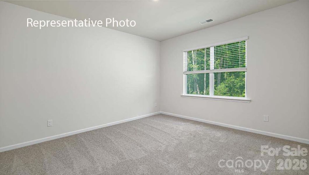 Spacious, unfurnished interior of a new home in Clark Creek Landing, Lincolnton (Image 13).