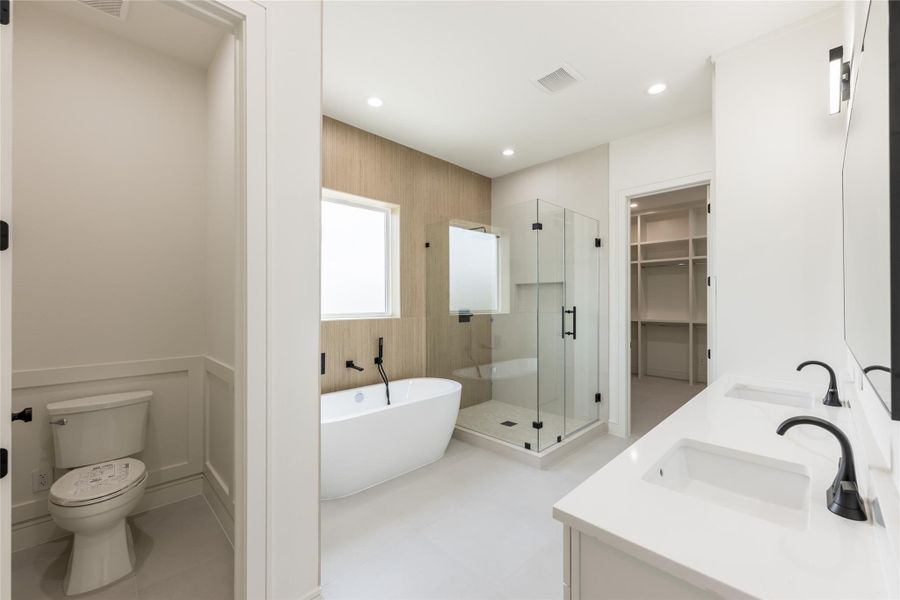 Furnished interior view inside a new home in , Houston (Image 11).