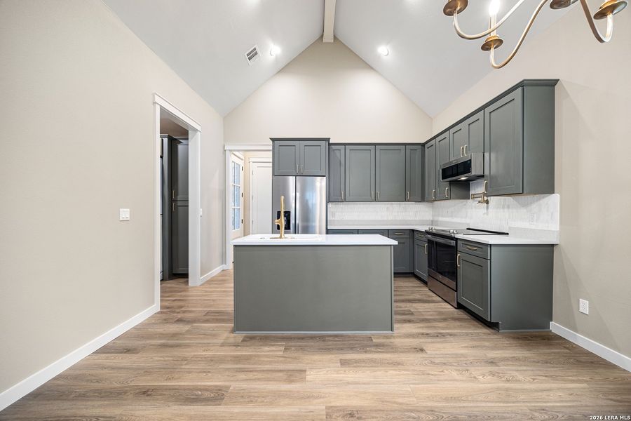 Furnished interior view inside a new home in , Canyon Lake (Image 13).