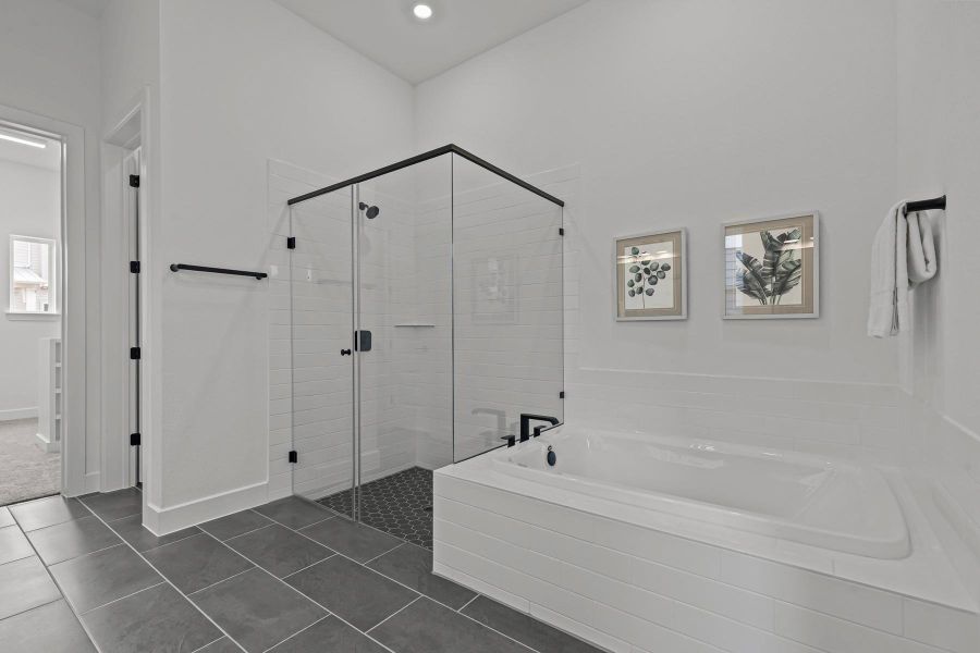 Owner's Bathroom Owner's Bathroom