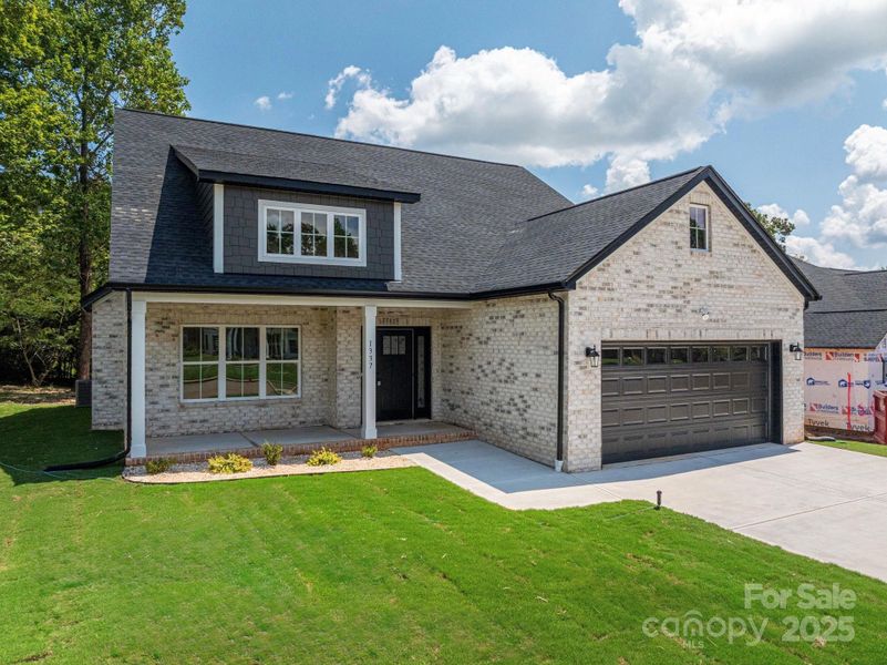 Front exterior of a new home in , Hickory, NC, highlighting curb appeal (Image 19). Front exterior of a new home in , Hickory, NC, highlighting curb appeal (Image 19).