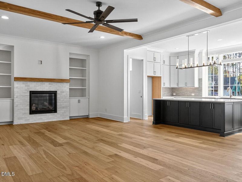 007-1280x960-living-room 007-1280x960-living-room