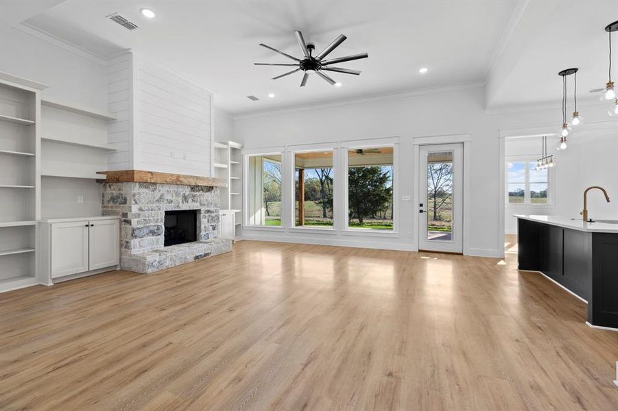 Spacious, unfurnished interior of a new home in , Tyler (Image 34).