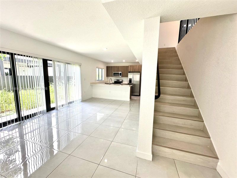 Image 21 of a home in .