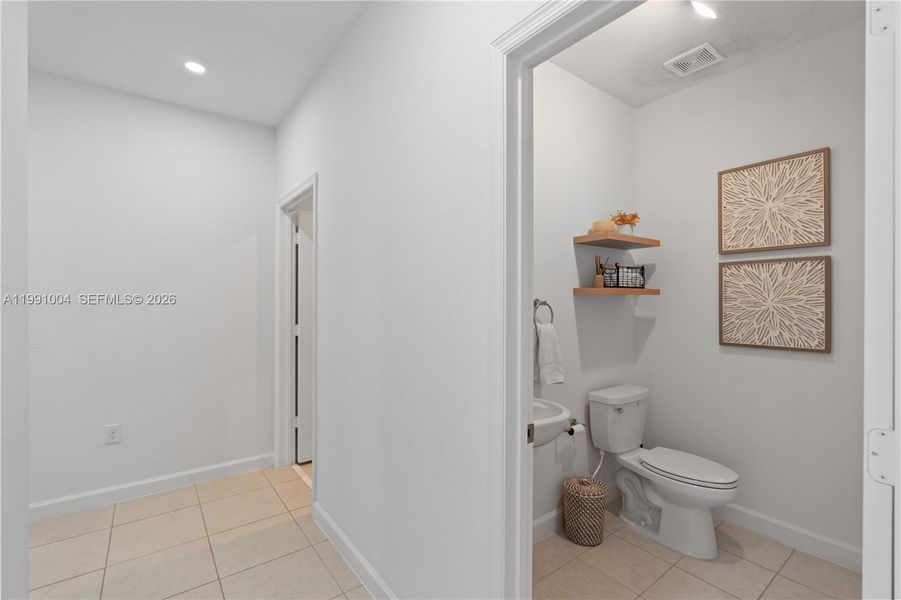 Furnished interior view inside a new home in , Homestead (Image 6).