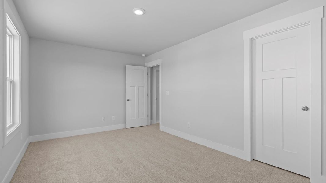 Furnished interior view inside a new home in Woodglen, Piedmont (Image 25).