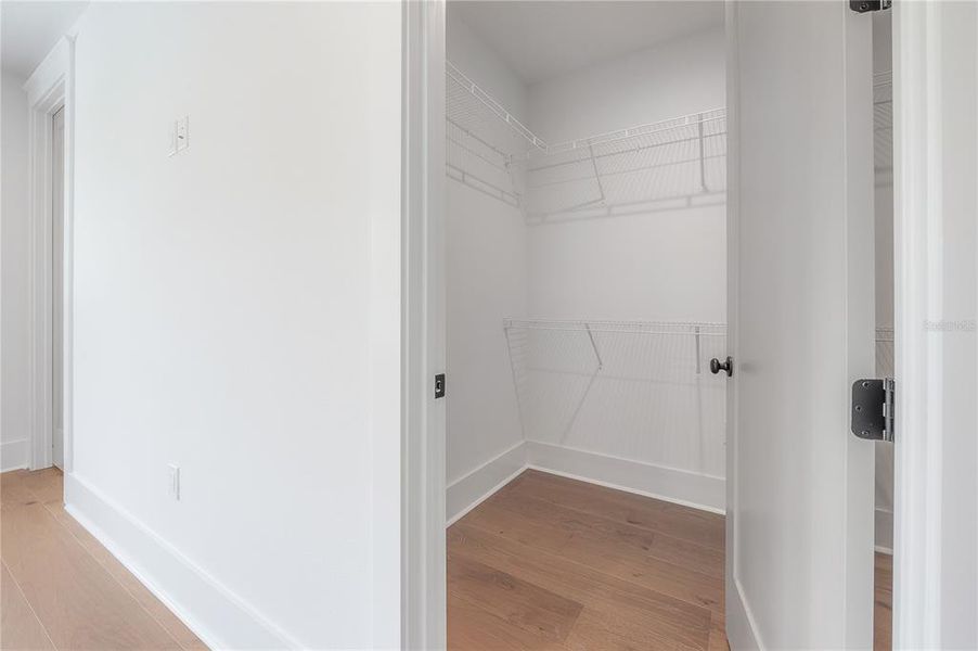 Spacious, unfurnished interior of a new home in , Tampa (Image 43). Spacious, unfurnished interior of a new home in , Tampa (Image 43).