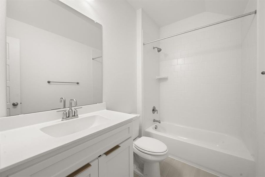 14528 Capridge- Bathroom-2
