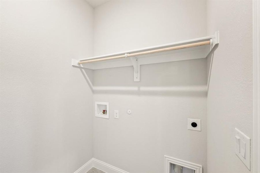 Spacious, unfurnished interior of a new home in Silo Mills, Joshua (Image 22).