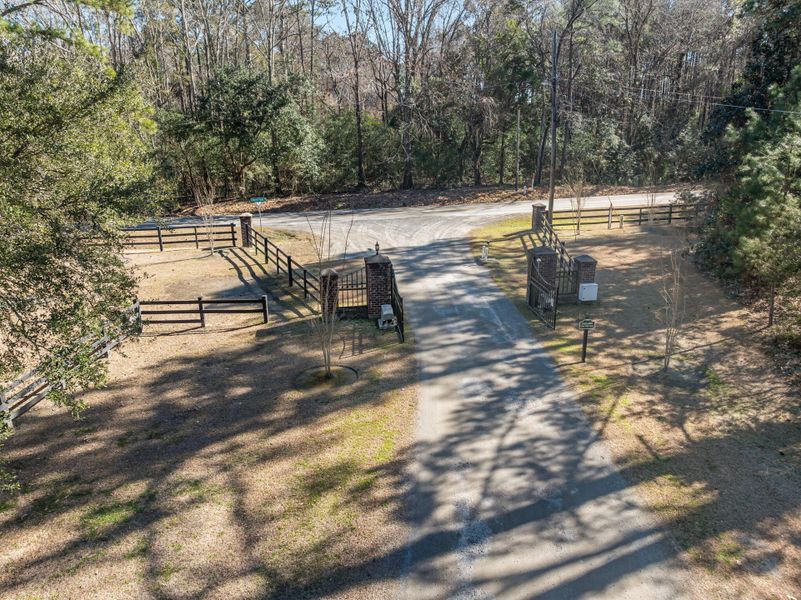 Natural landscape and outdoor views near in Meggett (Image 38). Natural landscape and outdoor views near in Meggett (Image 38).