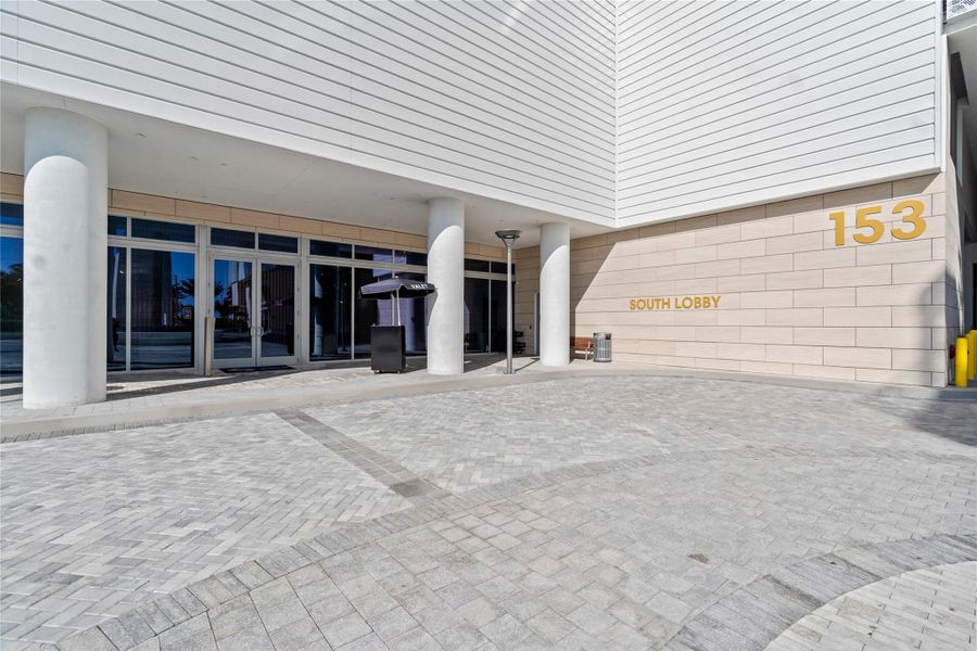 Exterior details and patio area of a home in , Fort Lauderdale (Image 2).