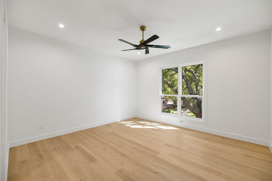 Spacious, unfurnished interior of a new home in , Dallas (Image 19).