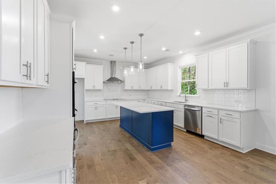 Furnished interior view inside a new home in The Estates at Hurricane Pointe, Douglasville (Image 17).