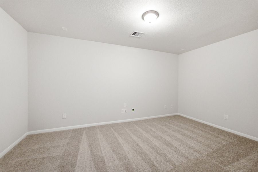Spacious, unfurnished interior of a new home in Ashland, Richwood (Image 52).