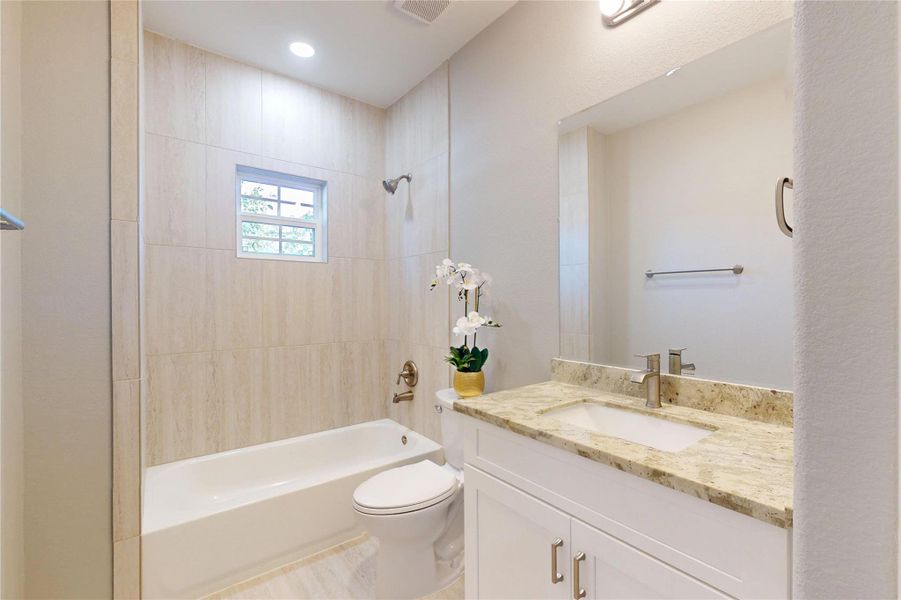 Furnished interior view inside a new home in , Houston (Image 8).