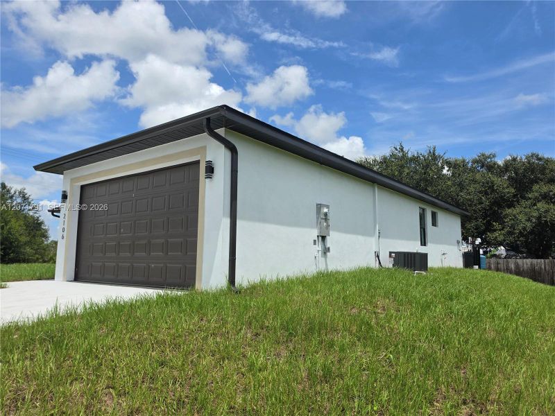 Image 43 of a home in .