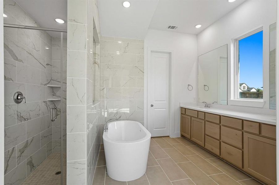 Furnished interior view inside a new home in Sonoma Verde: 70ft. lots, McLendon-Chisholm (Image 8). Furnished interior view inside a new home in Sonoma Verde: 70ft. lots, McLendon-Chisholm (Image 8).