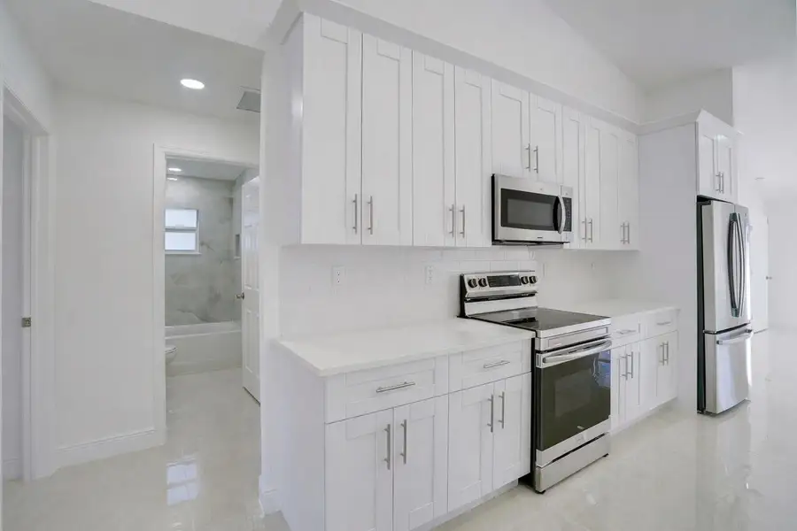 1DBD1F42-9D3A-4E36-8C94-CF04A7826299