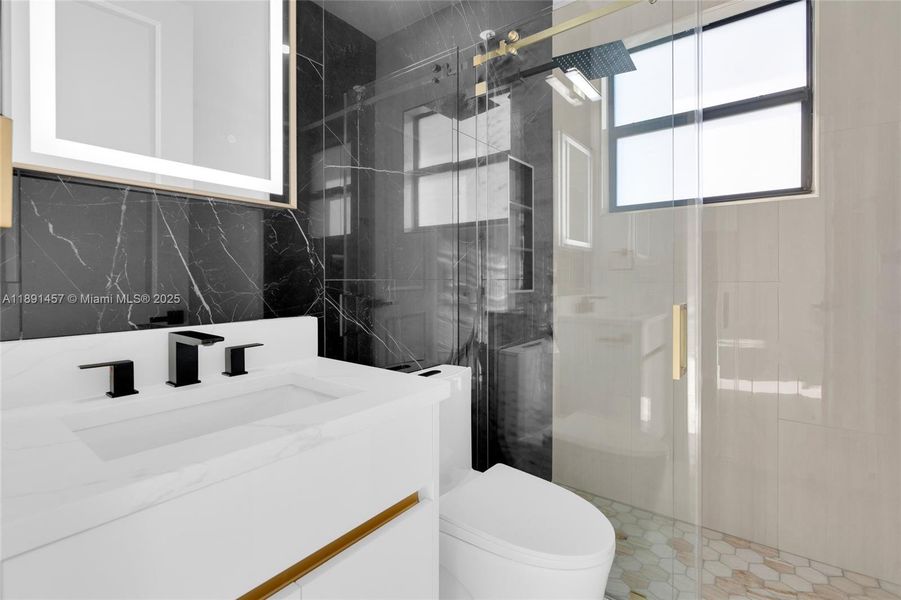 Image 43 of a home in . Image 43 of a home in .