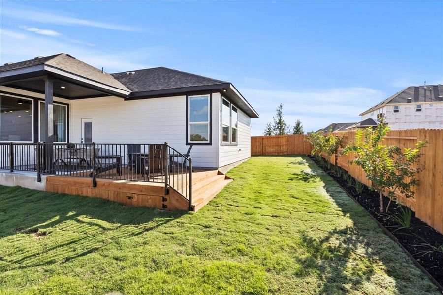 Exterior details and patio area of a home in Stream Waters, Seguin (Image 21).