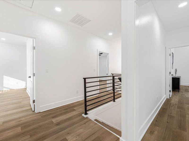 Spacious, unfurnished interior of a new home in , Dallas (Image 37).