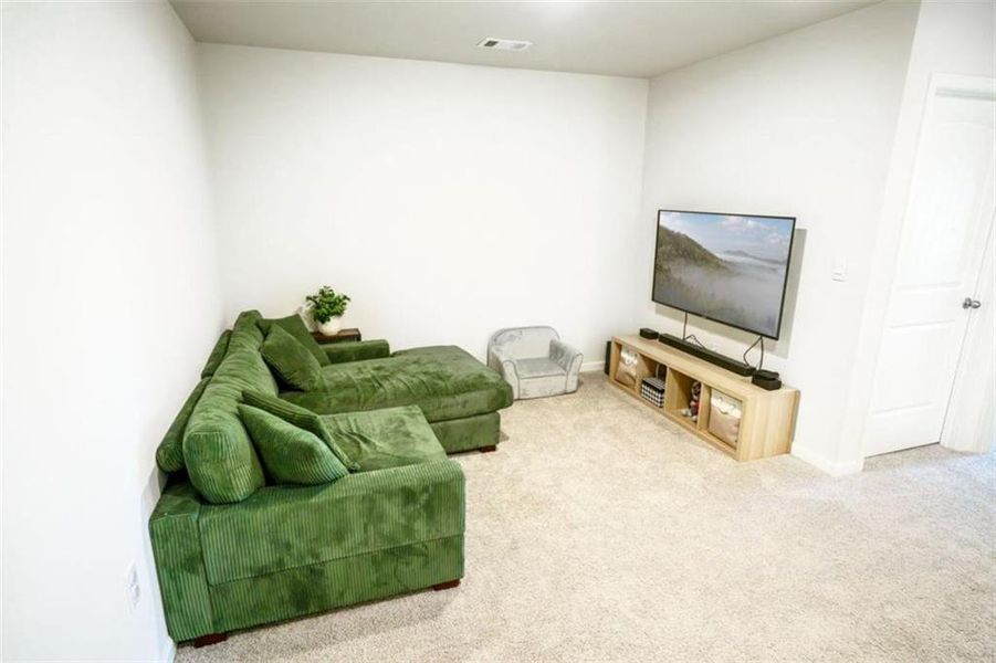 Furnished interior view inside a new home in Rolling Meadows, Jasper (Image 36).