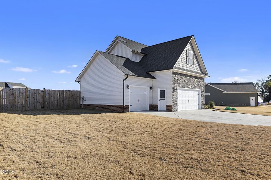 191_hazelwood_road_1front_1 191_hazelwood_road_1front_1