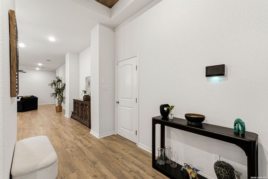 Furnished interior view inside a new home in The Crossvine, Schertz (Image 18). Furnished interior view inside a new home in The Crossvine, Schertz (Image 18).
