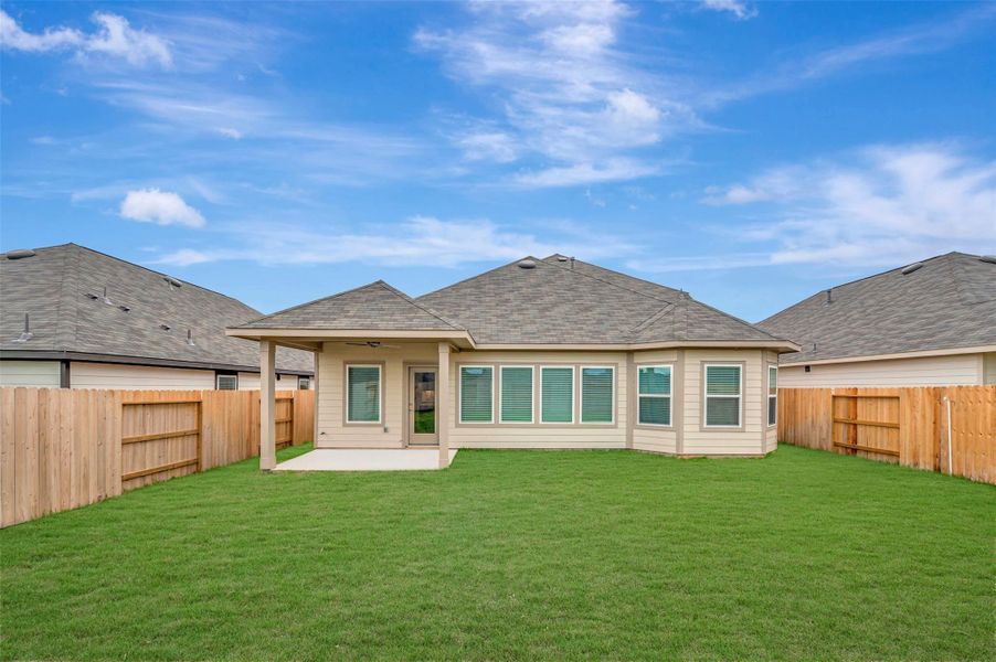 Exterior details and patio area of a home in Lone Star Landing, Montgomery (Image 27).