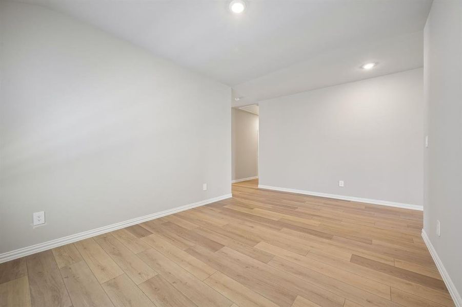 Spacious, unfurnished interior of a new home in Parks at Foster Crossing - Signature Series, Anna (Image 17). Spacious, unfurnished interior of a new home in Parks at Foster Crossing - Signature Series, Anna (Image 17).