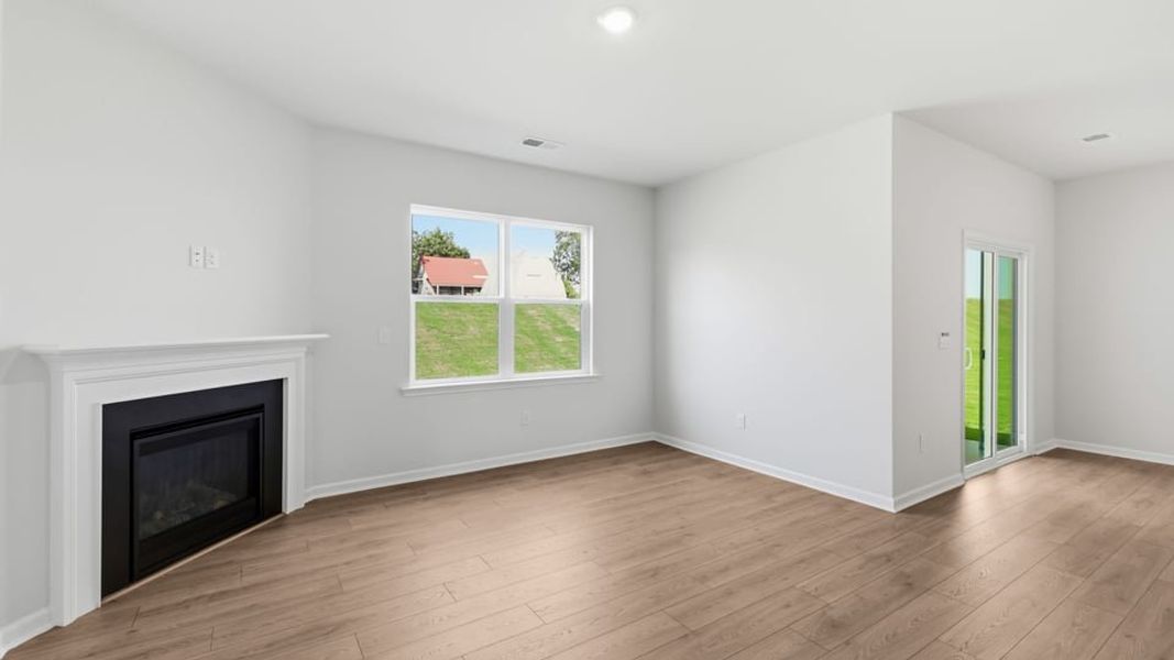 Spacious, unfurnished interior of a new home in Benjamin's Grove, Woodruff (Image 27).
