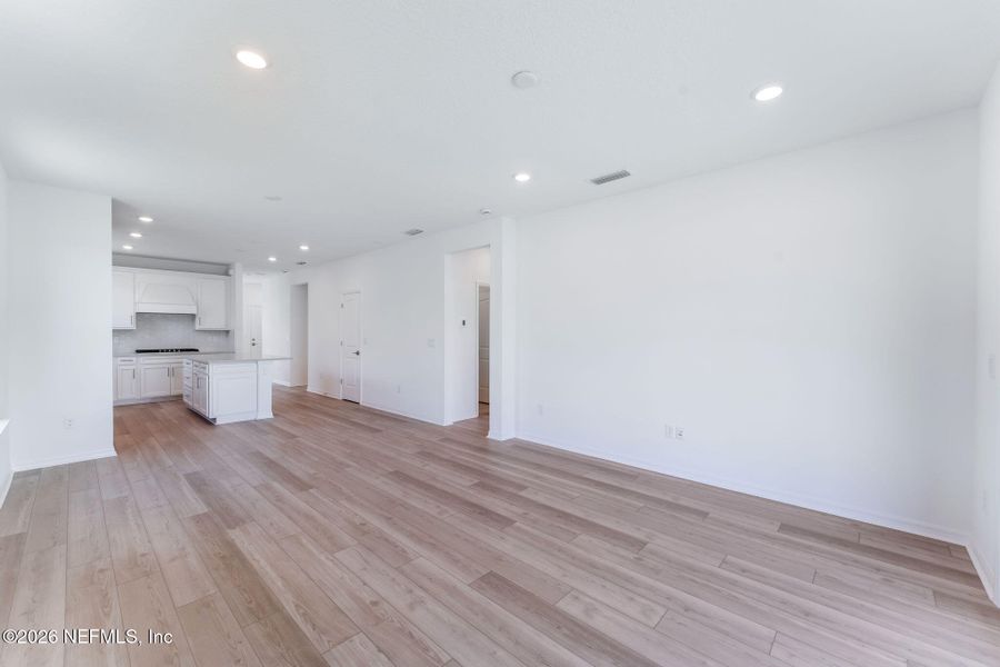 Spacious, unfurnished interior of a new home in Del Webb Wildlight, Wildlight (Image 18).