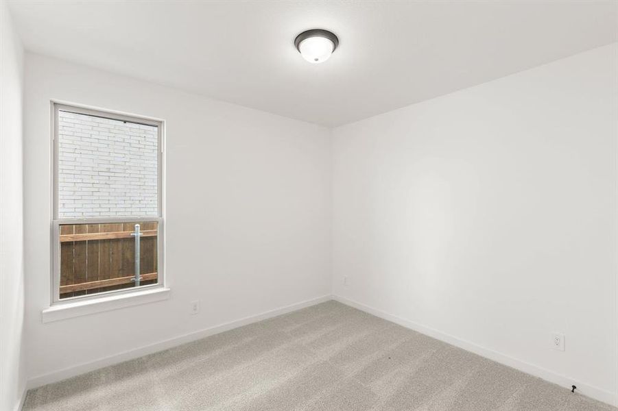 816 Alderwood-Bedroom-2